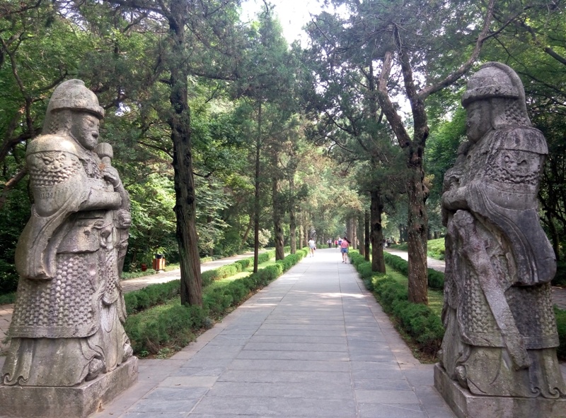 葛南公司靜力水準(zhǔn)儀、鋼板計(jì)、單點(diǎn)數(shù)采模塊安裝在南京明孝陵古建筑監(jiān)測